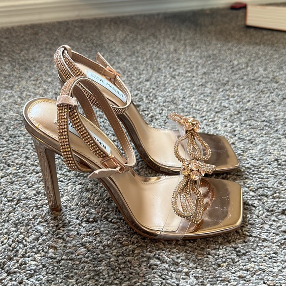 Steve madden heel - Picture 3 of 4